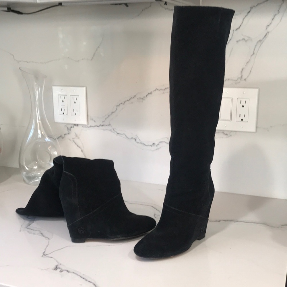 House of Harlow black suede wedge slouch boots 7
